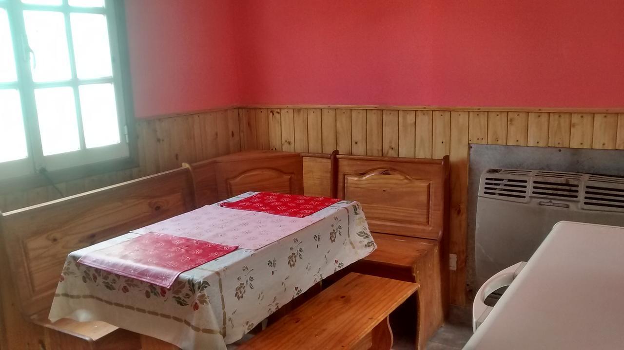 Max Hostel El Chalten Exterior photo